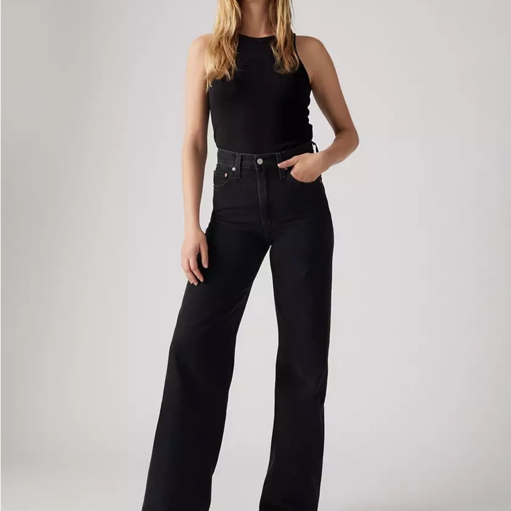 Levi’s Black Flare Wide Leg Jeans with High-Rise Fit